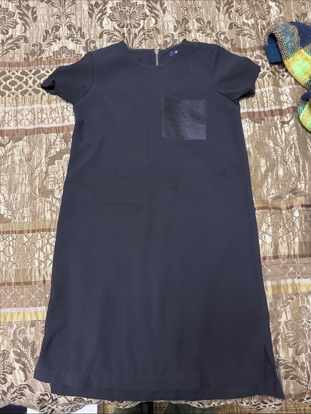 Madewell Black Short-Sleeve Midi Shift Dress with Faux Leather Pocket
